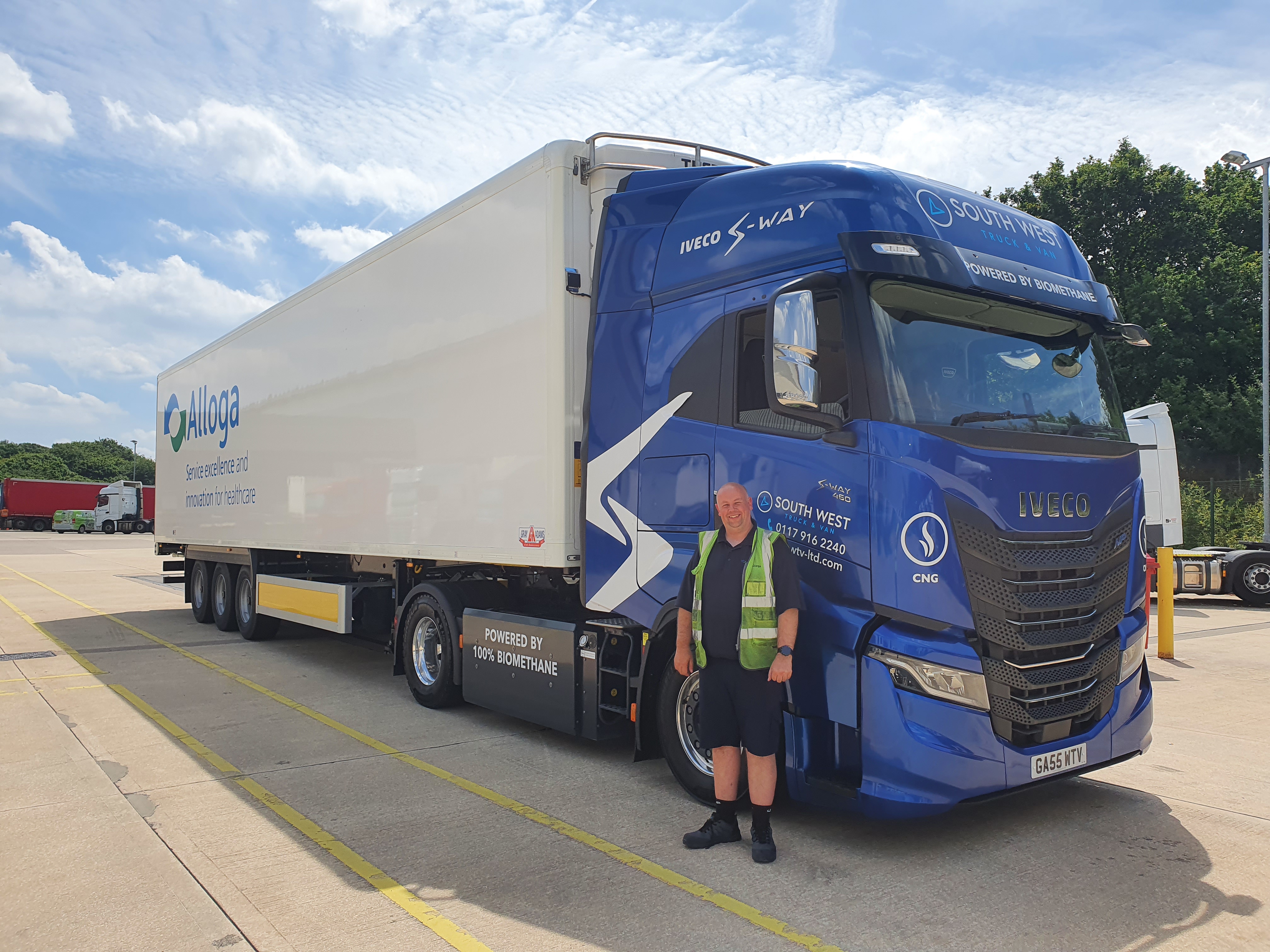 Alloga UK begins trial of biomethane tractor unit